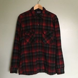 VINTAGE PENDLETON Wool Flannel Style Plaid Shirt